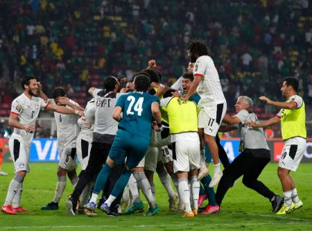 منتخب مصر الى نهائي امم افريقيا